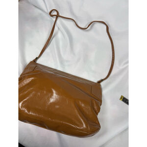 Vintage SAS TAN Leather Hand Bag Purse w/Outside Zippered Pocket SAS Charm CLEAN